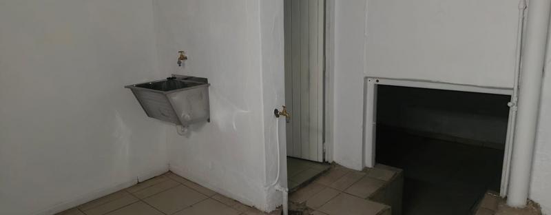 To Let commercial Property for Rent in Maitland Western Cape